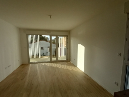 Location Appartement avec balcon 3 pièces Royan (17200) - La Garenne